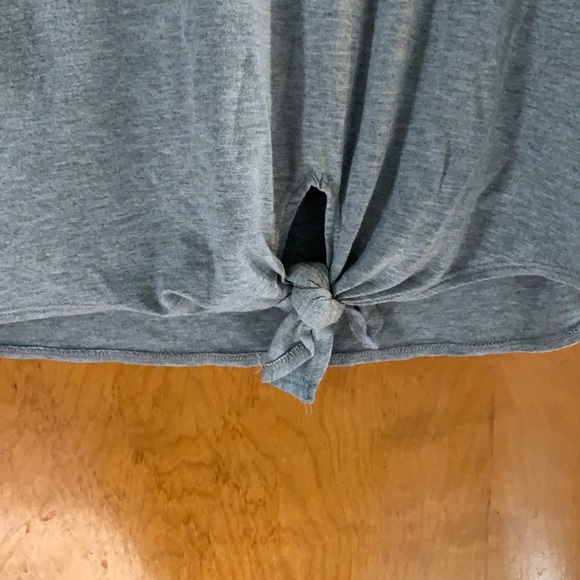 Gray Ruffle-Sleeved Top - Picture 3 of 4